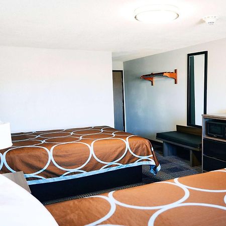 Hotel Super 8 By Wyndham Pueblo Zewnętrze zdjęcie