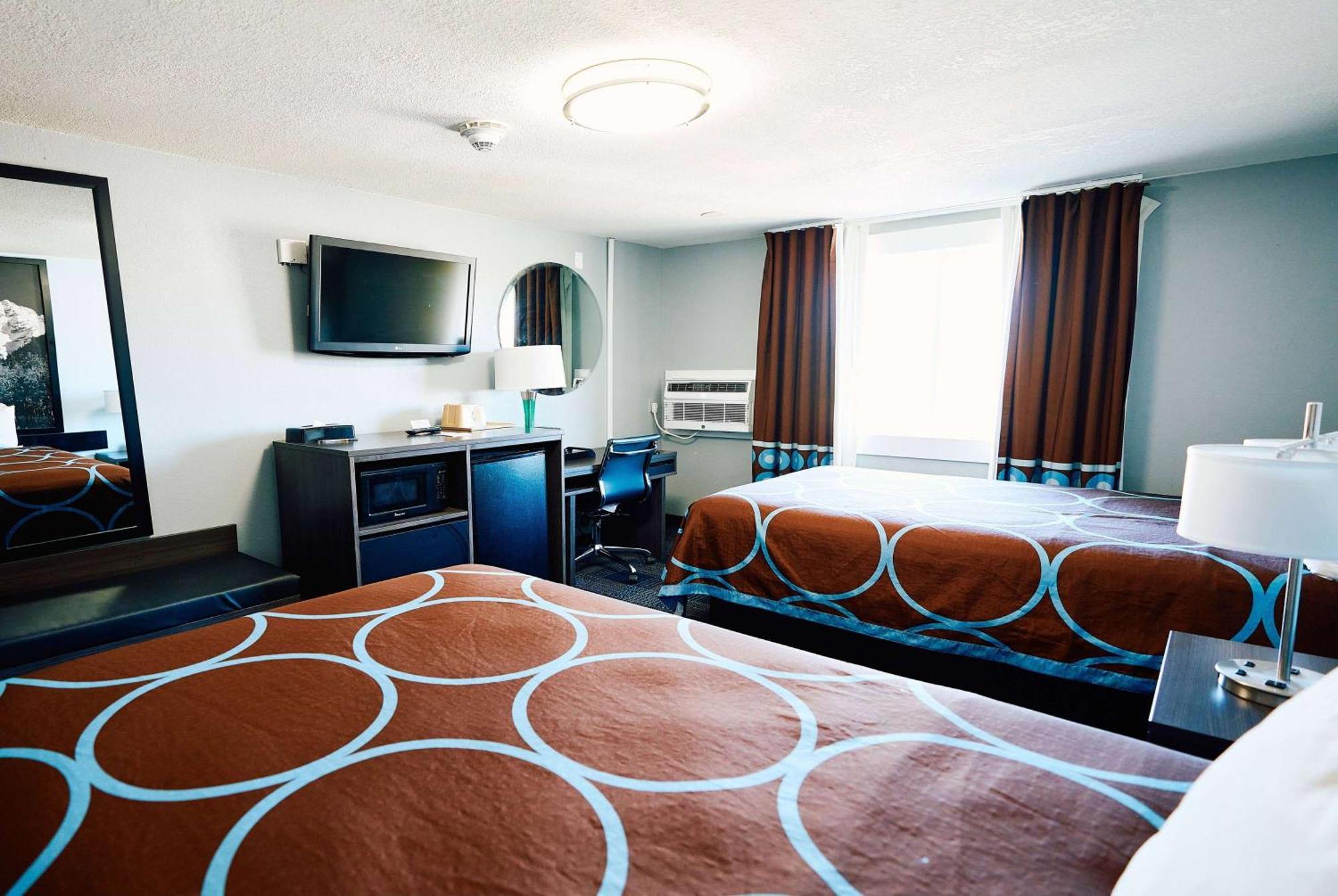Hotel Super 8 By Wyndham Pueblo Zewnętrze zdjęcie